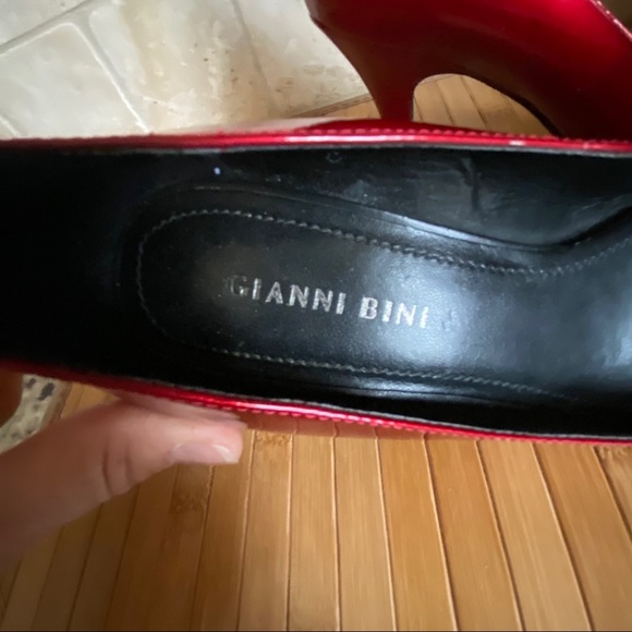 GIANNI BINI CANDY APPLE RED PUMPS - Picture 8 of 12